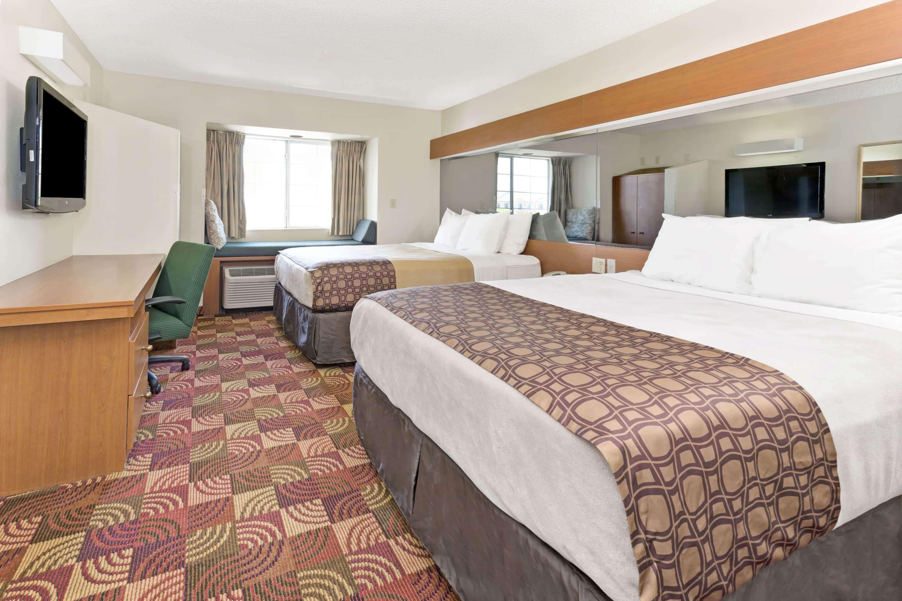 Microtel Inn & Suites By Wyndham Denver Airport מראה חיצוני תמונה