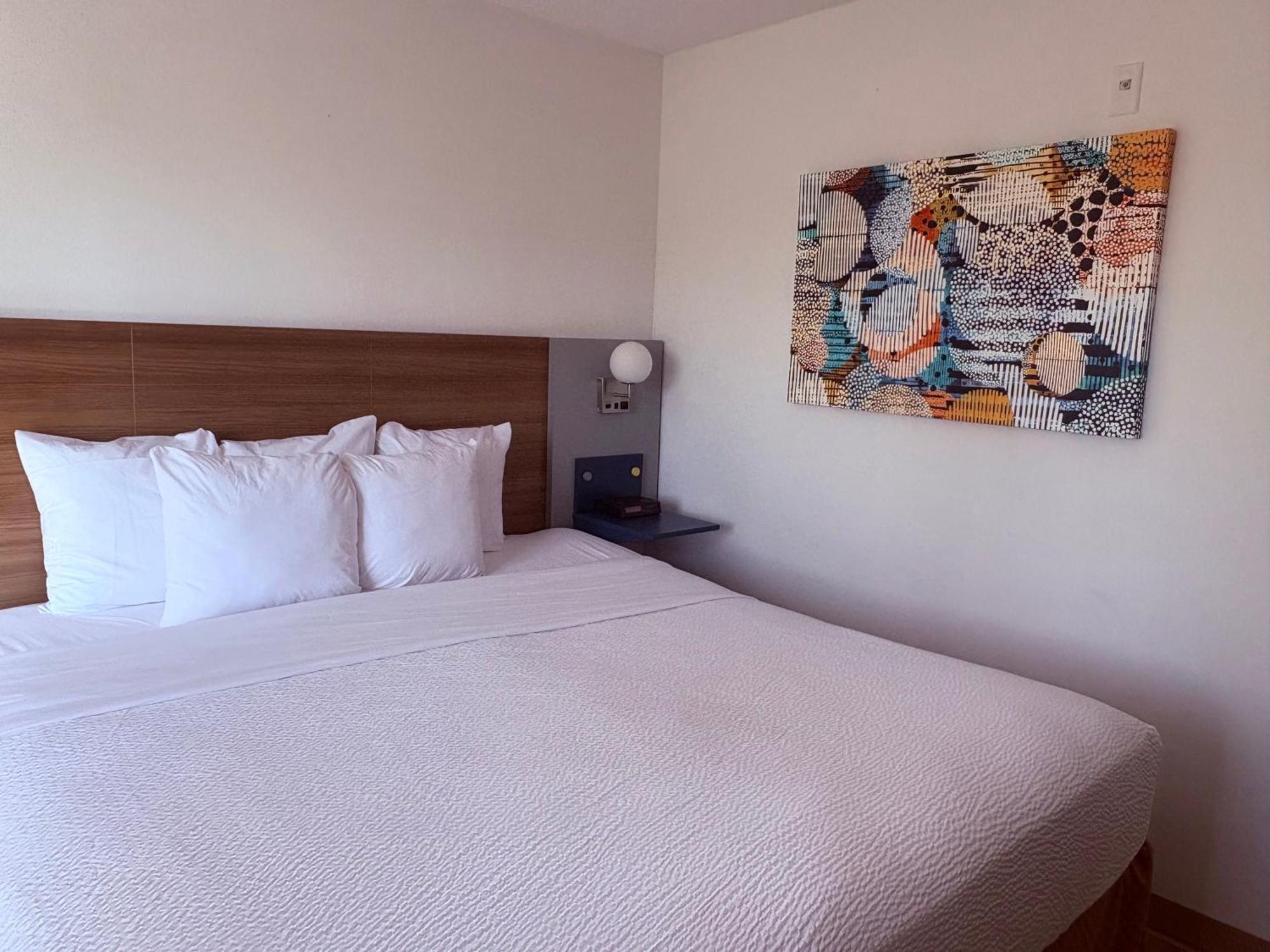 Microtel Inn & Suites By Wyndham Denver Airport מראה חיצוני תמונה