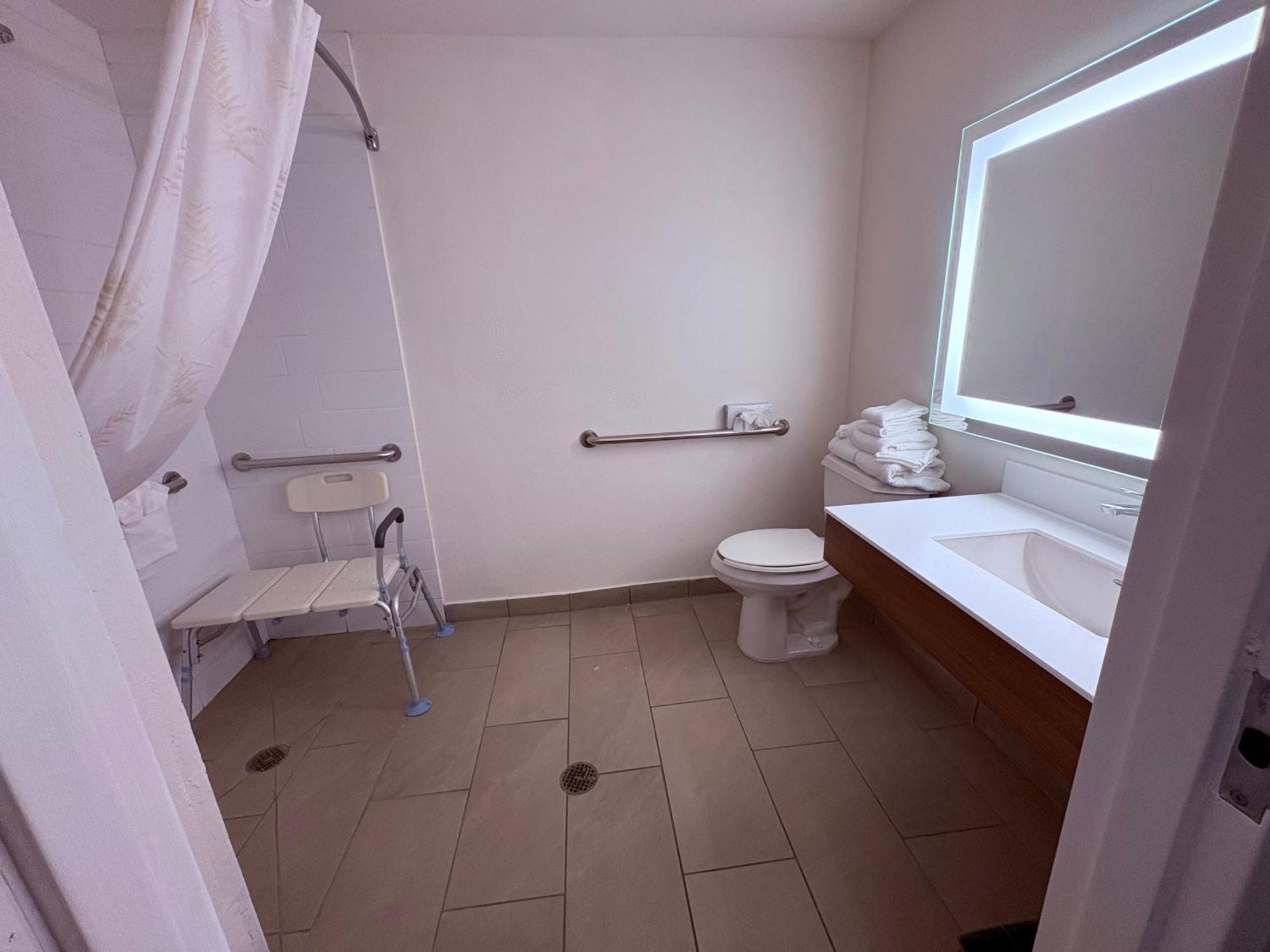 Microtel Inn & Suites By Wyndham Denver Airport מראה חיצוני תמונה