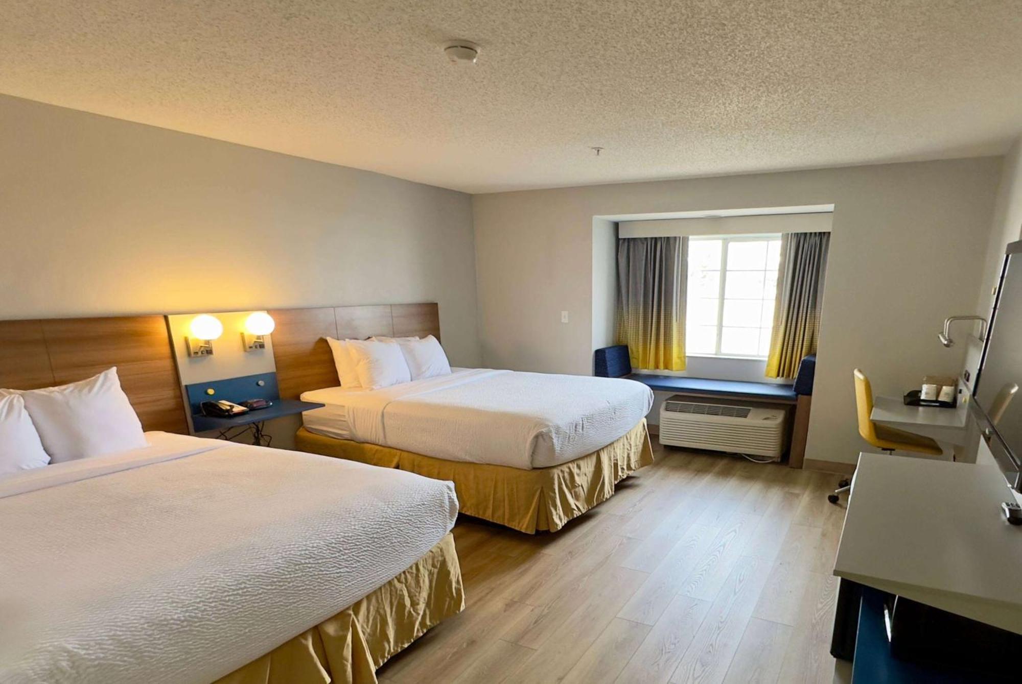 Microtel Inn & Suites By Wyndham Denver Airport מראה חיצוני תמונה