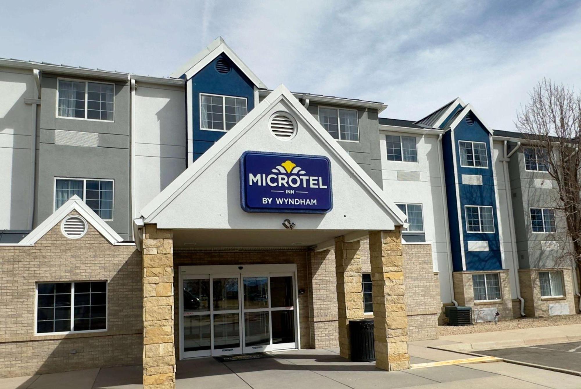 Microtel Inn & Suites By Wyndham Denver Airport מראה חיצוני תמונה
